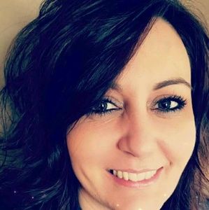 Meet your Posher, Shelly